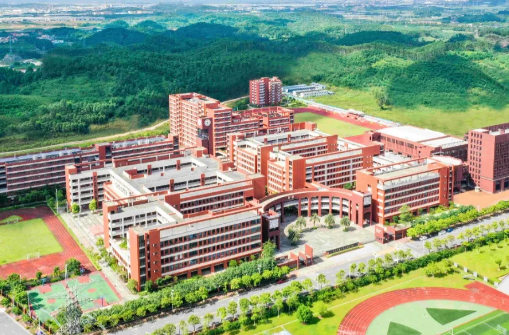 北博德翰外校2024年高中部招生簡(jiǎn)章